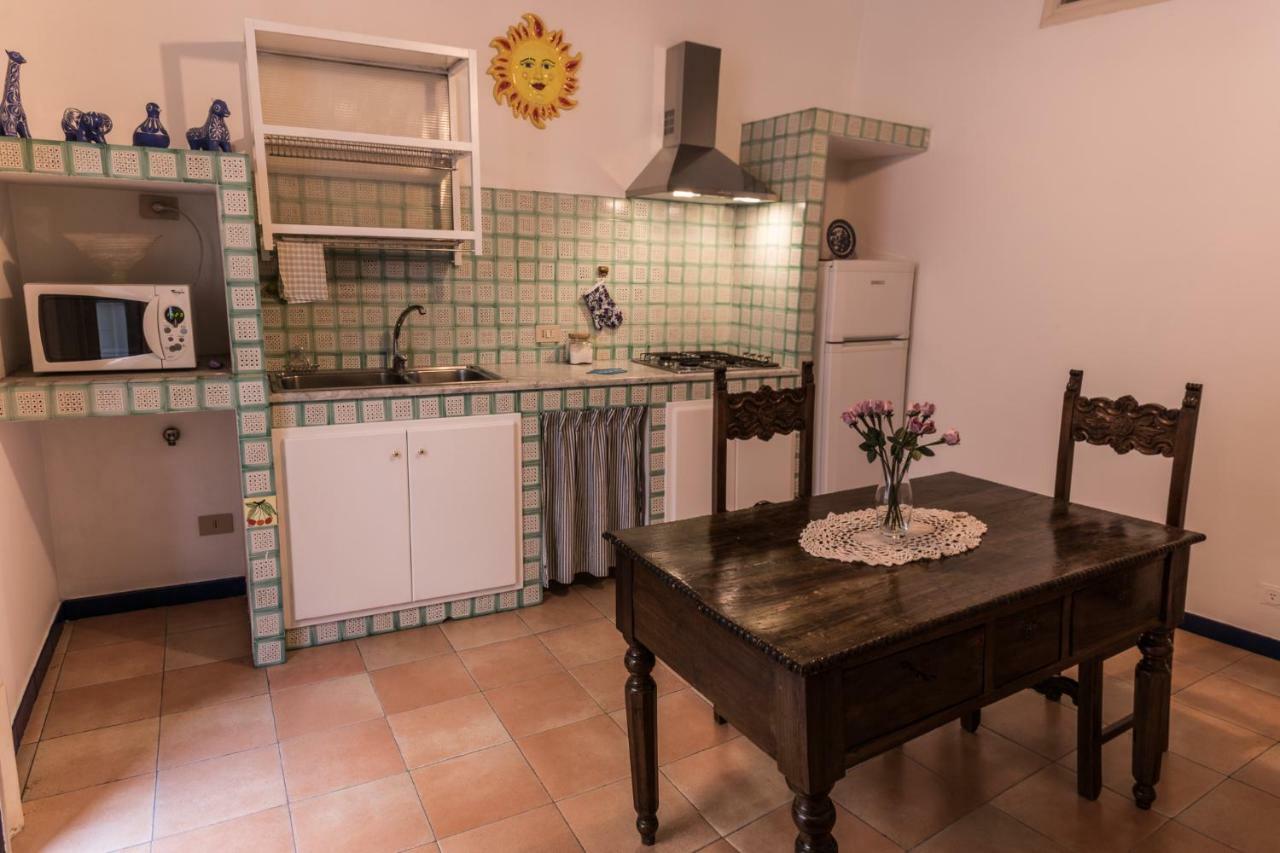 Appartamento Palazzo Pace Al Cassaro パレルモ エクステリア 写真